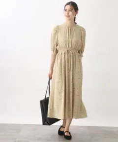 grove 小花柄シャーリングプリントワンピース　Lサイズ