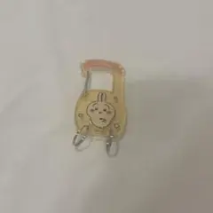 ちいかわ　うさぎ　アクリルスタンド