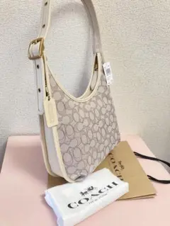 新品coach エルゴ ショルダー バッグ シグネチャー ジャカード