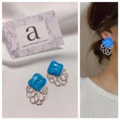 2093-1 ブルー 2way☺︎スクエア型ピアス×シルバーフラワー☺︎