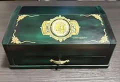 ジュエリーボックス　桂由美　YUMIKATURA レトロ