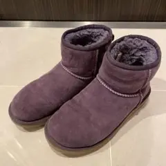 Item thumbnail for item e81f37ff-c3f4-47ad-9643-257918b64701