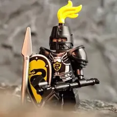 レゴ互換　キングダム　キャッスル　スネークナイト　ミニフィグ　新品1体　武器付き