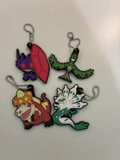 ポケモン　キーホルダー　アチゲーター、ヤミラミ