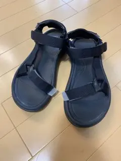 Teva ブラック スポーツサンダル