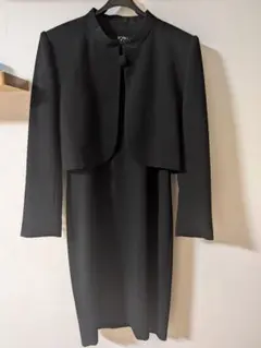 東京イギン 礼服ブラックフォーマル ジャケット付きワンピース 9号