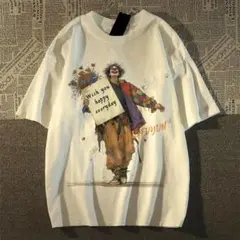 グラフィック柄アートデザインTシャツ　普段着に最適な1枚