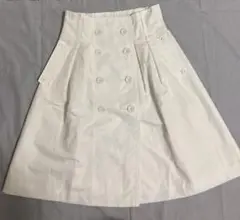 Aquascutum アクアスキュータム　ホワイト スカート