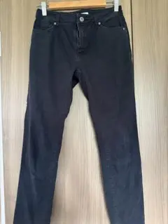 comfort basic 黒デニムパンツ Mサイズ