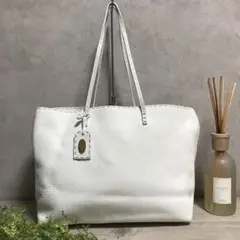【美品工房】美品 FENDI (フェンディ) トートバッグ ホワイト系