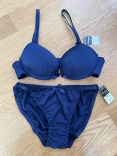 ランジェリー　新品　上下セット　紺色　ネイビー　清楚