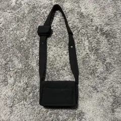 【ZARA】 ナイロンクロスボディバッグフラップ