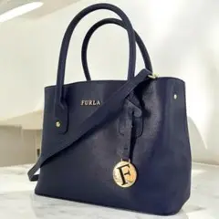 フルラ　レザー　2way リンダ　ショルダーバッグ　ロゴ金具　FURLA