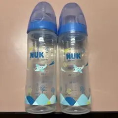 【美品】NUK 哺乳瓶 250ml 2本セット 飛行機柄／乳首1個付き