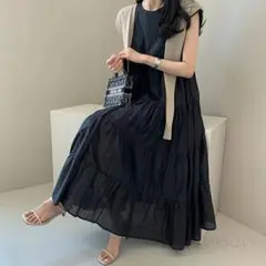 新品 タグ付き 質感あふれる ゆったり ティアード ノースリーブ ワンピース