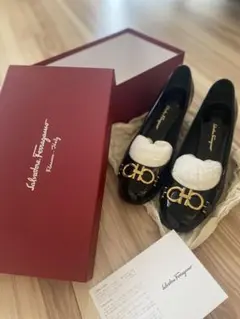 【箱付美品】Salvatore Ferragamo パンプス 9（26cm）
