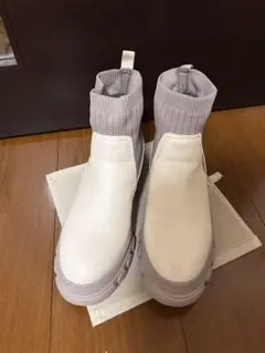 Item thumbnail for item d3cd1b9d-b555-44ac-acc9-c7dc6cc19476