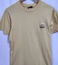 【ワンポイント】アメカジ　イエロー Tシャツ セーリングボート刺繍