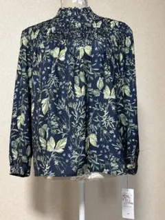 新品　花柄のチュニック　　試着のみ