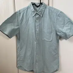 淡いグリーン ボタンダウン 半袖シャツ
