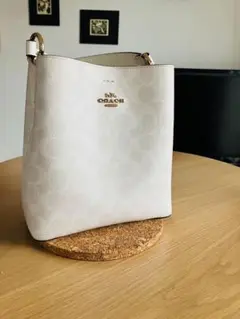 COACH ホワイト ショルダーバッグ