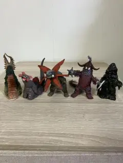 怪獣 フィギュアセット ウルトラマン
