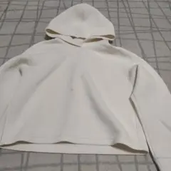 ホワイト Sサイズ パーカー　ユニクロ　UNIQLO