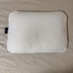 GIO PILLOW T ホワイト 70cm x 40cm