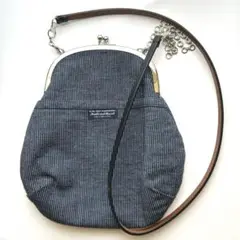 がま口バッグ　ハンドメイド　斜め掛けバッグ