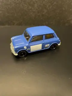 Item thumbnail for item a9349dbf-4ae8-49f9-8b8e-5f9cd293d2ff