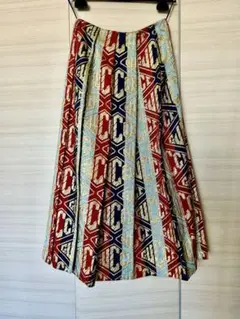 Gucci グッチラメロゴ プリーツスカート おしゃれ!