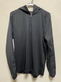 お値下げ*アンダーアーマー MD4/1ジップパーカーコールドギア美品