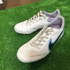 Nike ジュニア ティエンポ レジェンド 9 アカデミー HG 23.5cm