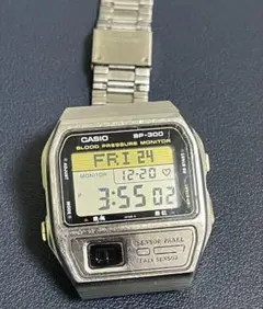 CASIO BP-300 血圧・脈拍計測デジタル腕時計　レア品 Vintage Casio Bp-300 Blood Pressure Monitor Twin Sensor Made