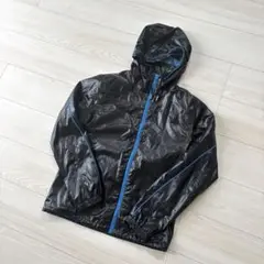 UNIQLO ユニクロ　ナイロンジャケット フード付き 黒 ジャンパー