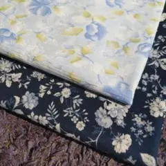 花柄生地　薄地　2枚セット　みずいろ　紺　ハンドメイド