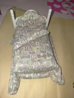 ミニチュアベッド