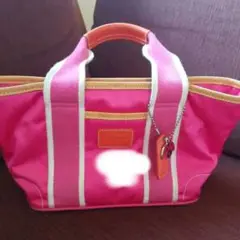 COACH ハプトン ピンク てんとう虫チャーム付きバック