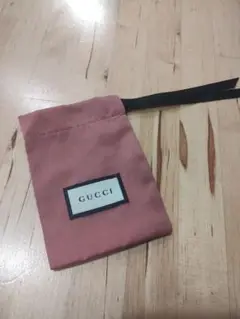 GUCCI　ナイロンポーチ　巾着