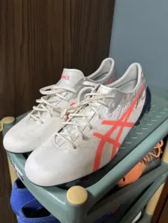 ASICS TS1749 サッカーシューズ ホワイト/オレンジ　27.5cm