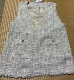 ベージュ系ツイードベスト新品タグ付きフリーサイズ