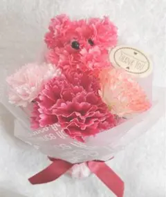 くまと花のブーケ