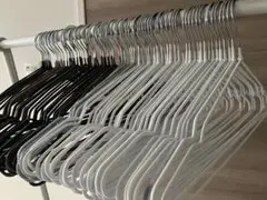 ダイソー スベリ止めハンガー（肩ひも用、溝付き) 20本まとめ売り！