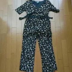 お値下げ中❗【美品】花柄セットアップ