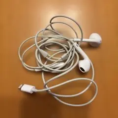 iPhone イヤホン