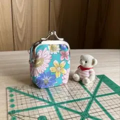 【ミニがま口】　グリーン×花柄