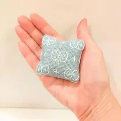 ピンクッション　蝶々