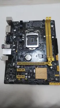 LGA 1150 マザーボード DDR3 4スロット