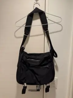 Item thumbnail for item 46676b02-1834-43f3-92e3-a2574fafd177