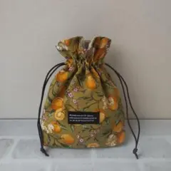 ハンドメイド 巾着袋 杏とリス